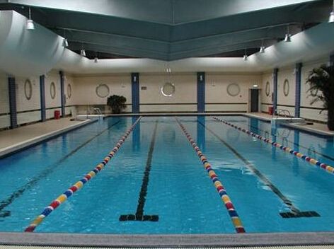 泳池設(shè)備廠家哪家好?如何選擇